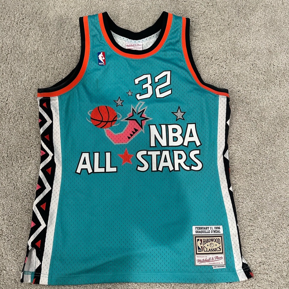 Size Medium Shaq all star jersey